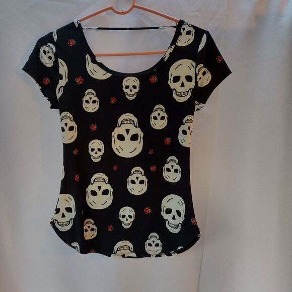 No boundaries top  - Picture 1 of 6